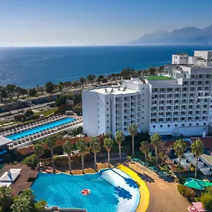 Su & Aqualand 5* Antalya